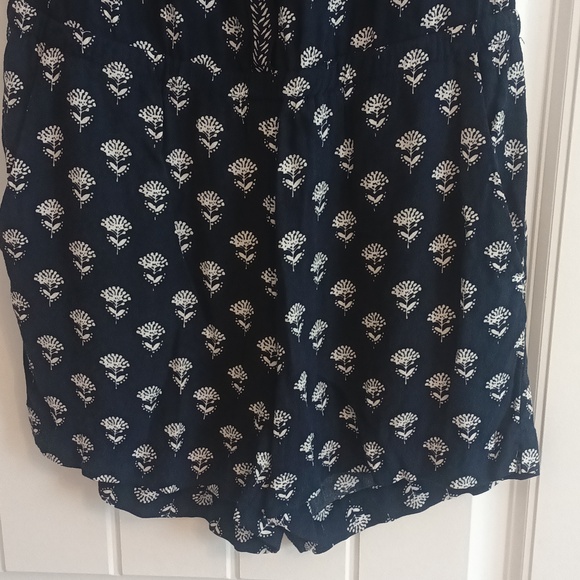 Ann Taylor Loft Romper - Picture 4 of 10